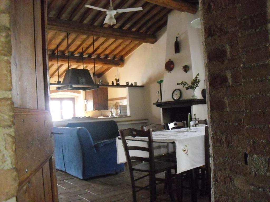 Castel D'Arno ξενώνας Περούτζια Δωμάτιο φωτογραφία